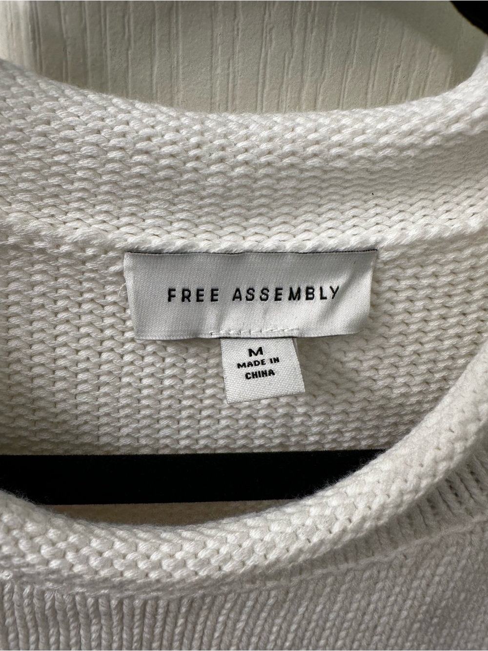 FREE ASSEMBLY White Crewneck Sweater with Red "New York" Lettering - Picture 3 of 4